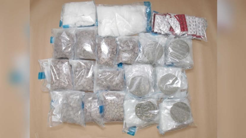 About 4.7kg of heroin among drugs seized from car at Woodlands Checkpoint About 4.7kg of heroin among drugs seized from car at Woodlands Checkpoint