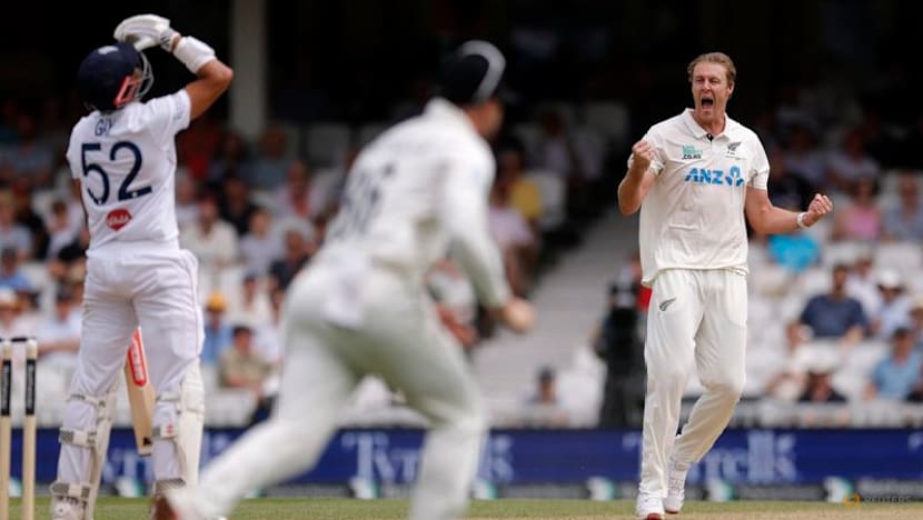 England lose early wickets after NZ set target of 463 in 2nd test