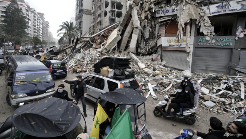 Israel-Hezbollah truce holds, displaced Lebanese begin to journey home Israel-Hezbollah truce holds, displaced Lebanese begin to journey home