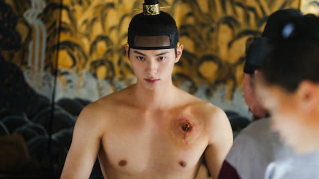 天花板到地板都是他？2025韩剧3大灾难现场