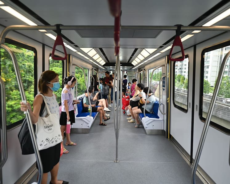 New two-car trains begin service on Sengkang-Punggol LRT Line