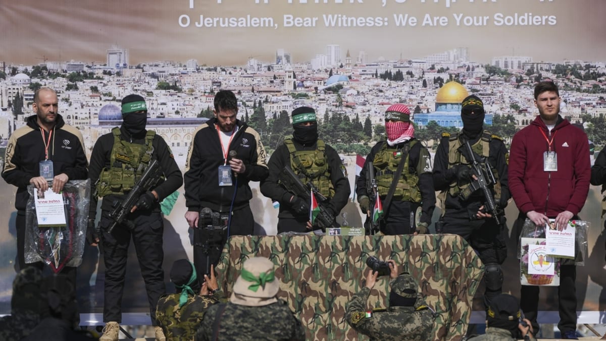 Hamas transfers Israeli hostages to Red Cross in latest Gaza swap Hamas transfers Israeli hostages to Red Cross in latest Gaza swap