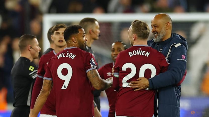 West Ham out of relegation zone with 4-0 win over Wolves
