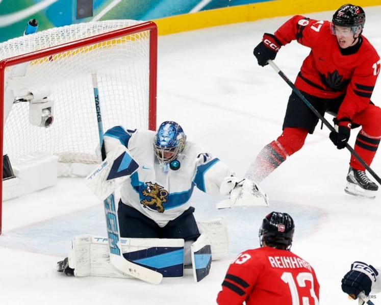 Ice hockey-Canada fight back to beat Finland, reach men's gold-medal game