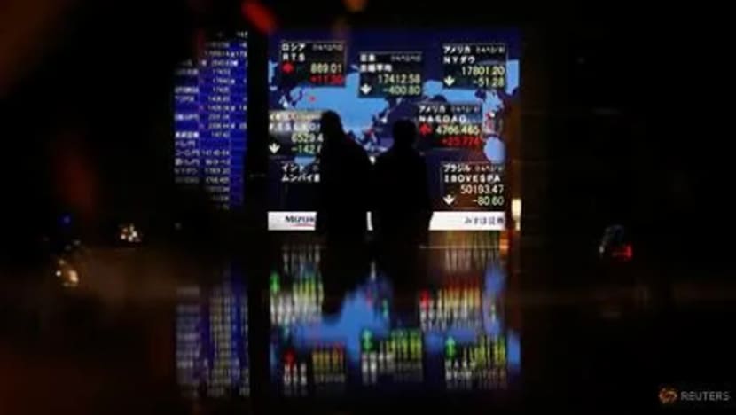 Saham Asia jatuh sedang AS terus bertikai dengan China