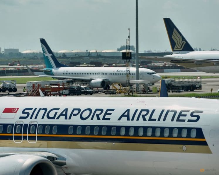 Singapore Airlines flight to Tokyo diverted to Taipei due to cracked windshield