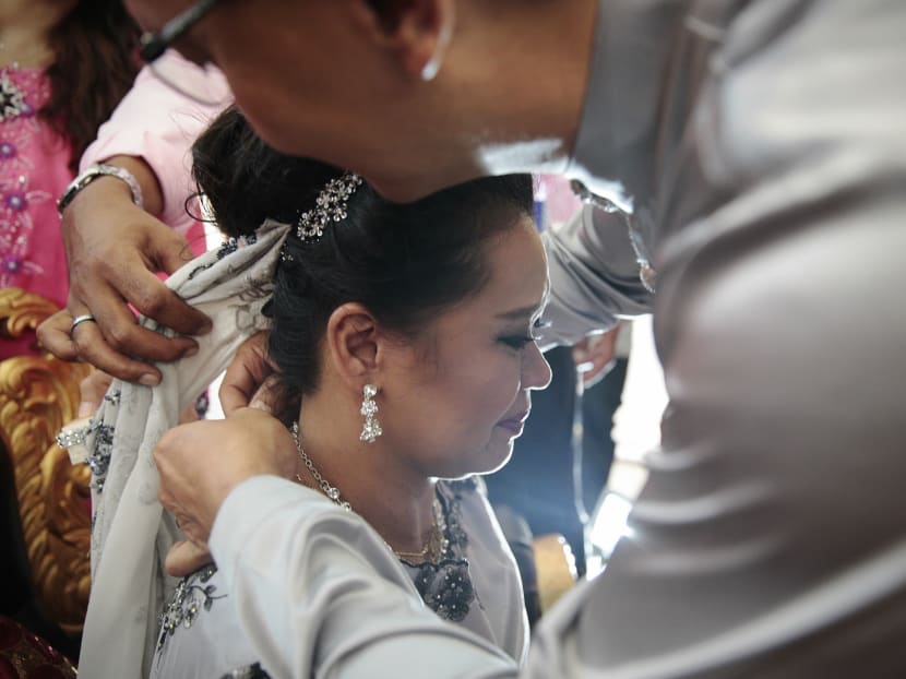 Aishah’s big day touches S’pore hearts