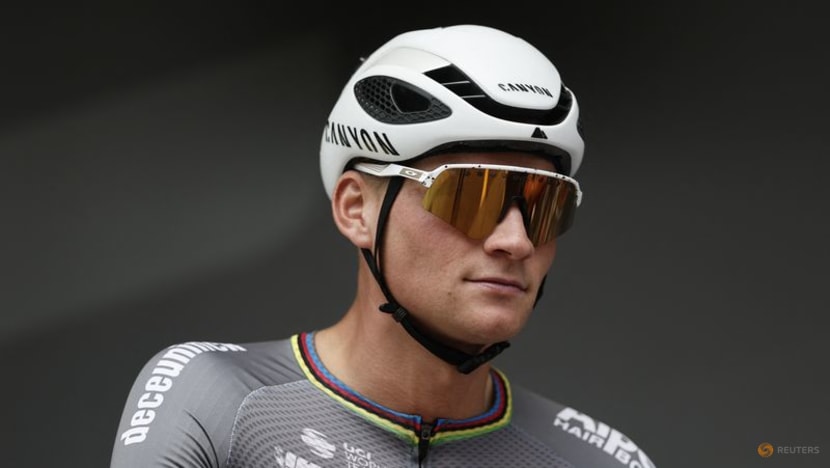 Van der Poel out of Tour de France with pneumonia