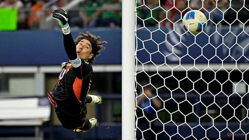 Goalkeeper Ochoa returns to Mexican squad for World Cup warm-ups