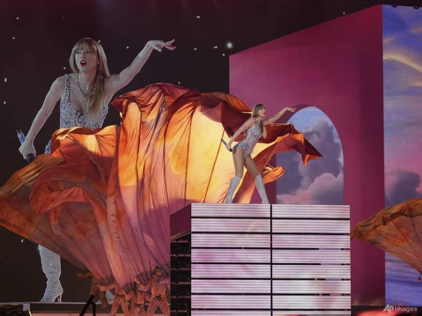 Taylor Swift tells fans at Tokyo show why she keeps making albums: 'Because I love it' Taylor Swift tells fans at Tokyo show why she keeps making albums: 'Because I love it'