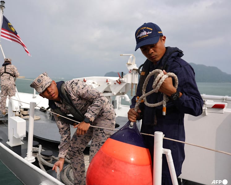 Malaysia scrambles to find anyone 'still alive' after migrant shipwreck