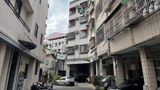 台妙龄女子除夕夜陈尸家中 遗体遭五爱犬啃食