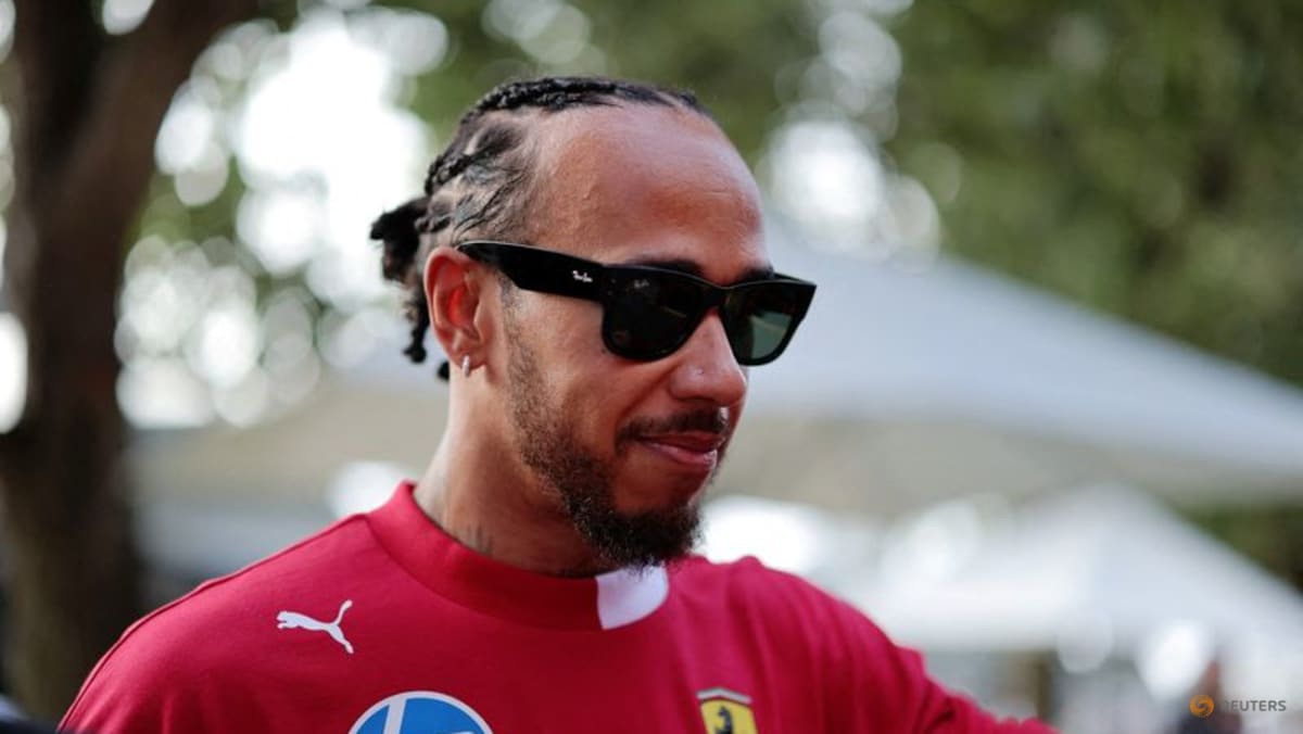 Hamilton says he has no issues with Ferrari race engineer - CNA
