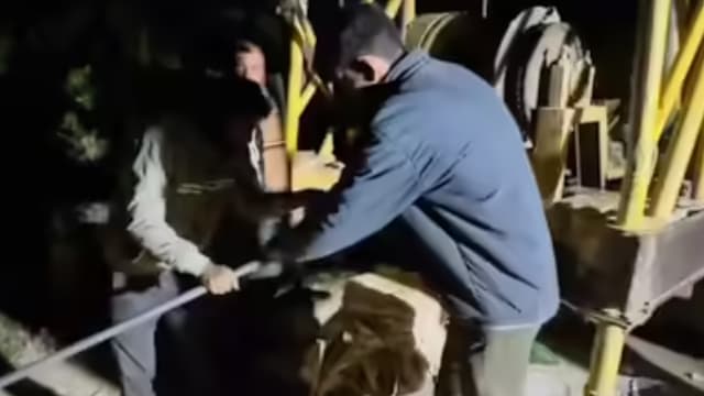 想租用昂贵手机与家人大吵 印度少年跳井身亡