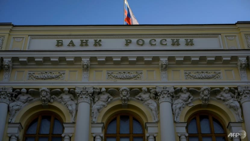 Commentary: Russia sanctions take economic warfare to new level with few rules Commentary: Russia sanctions take economic warfare to new level with few rules