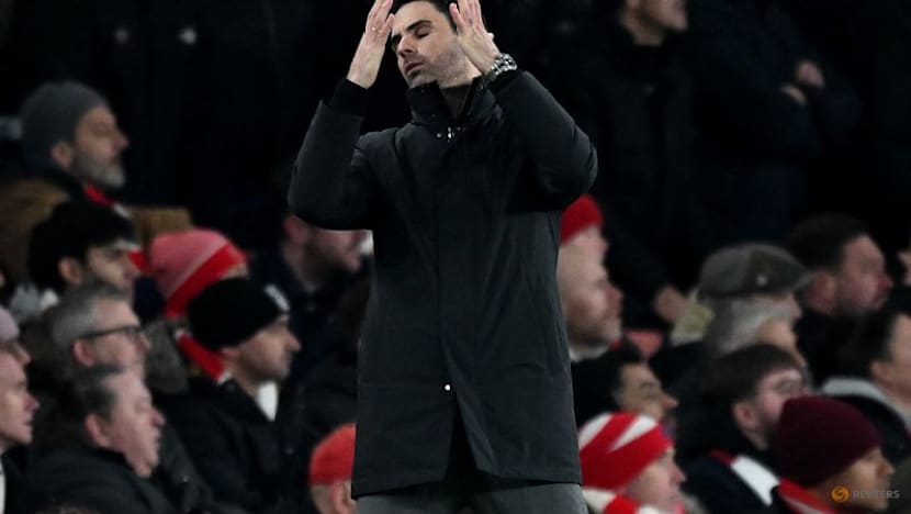 Arsenal under pressure as Premier League title race heats up
