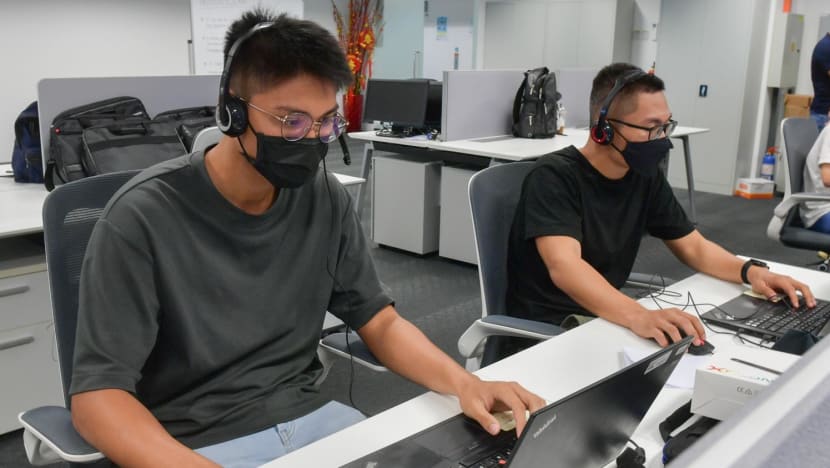 Singapore Army to deploy 100 soldiers to help MOH deal with COVID-19 Omicron surge
