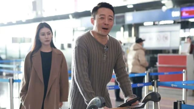 汪小菲直播甜喊宝贝！ 女友贴心举动获赞