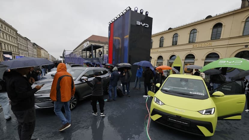 German leader not opposed to Chinese taking over car plants