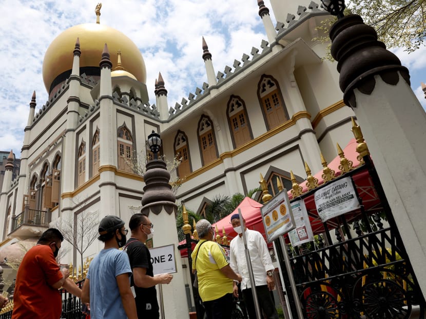 From Oct 7, 2020, the Islamic Religious Council of Singapore will also increase the booking slots available for daily congregational prayers from 50 to 100 at 19 selected mosques.
