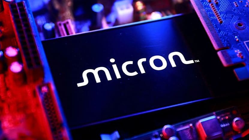 Micron forecasts blowout earnings on booming AI market, shares rise 5.7%