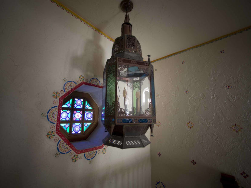 Versace’s former mansion up for auction