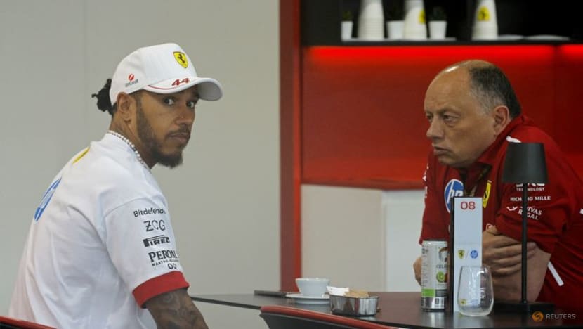 Sarcastic Hamilton tells Ferrari to take a tea-break
