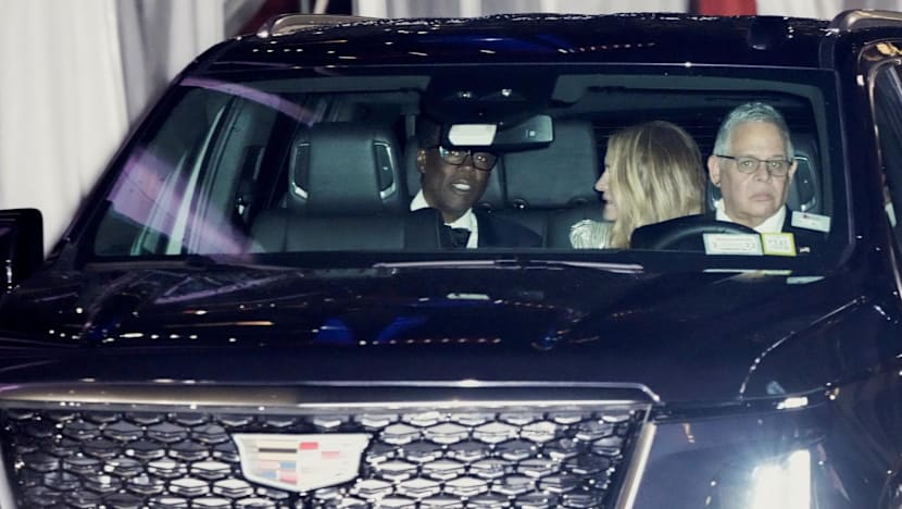 Taylor Swift resmi menikah dengan Travis Kelce, Adam Sandler jadi penghulunya
