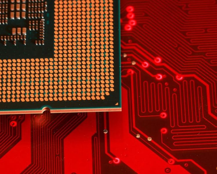 Marvell beats forecasts, shares slip as growth outlook underwhelms
