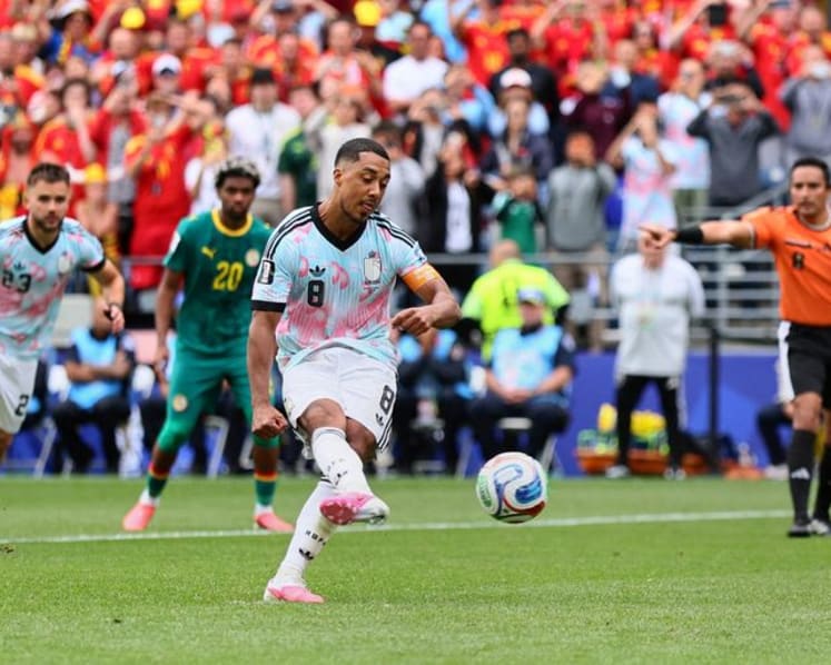 Man United sign Tielemans on five-year deal