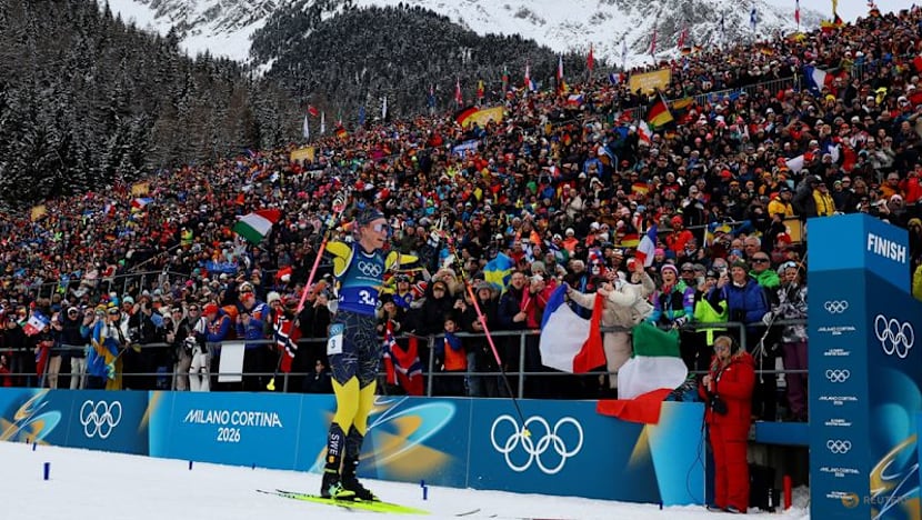 Biathlon-Oeberg leverages experience to grab relay silver for Sweden