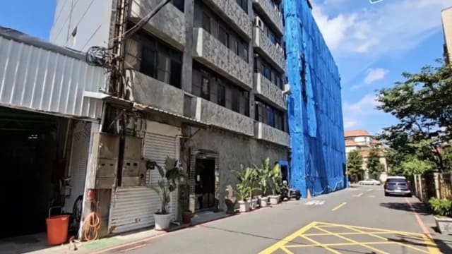 父母留下一句话后轻生 两儿女以为他们睡着乖乖伴尸