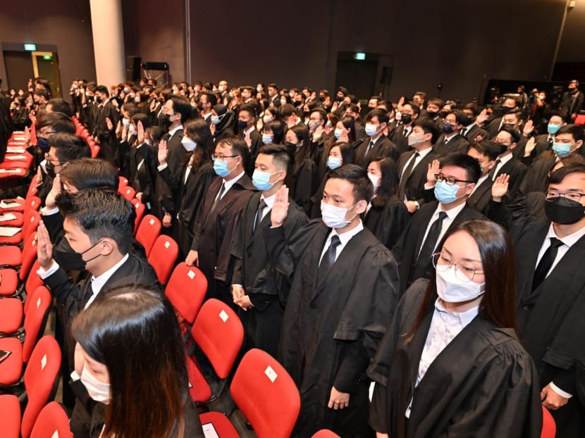 New lawyers take their oaths at the Mass Call on Aug 23, 2022.