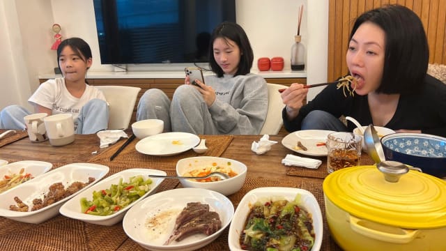 痛批小S一家吃饭礼仪“恶心”　李敖女儿：汪小菲不会这样