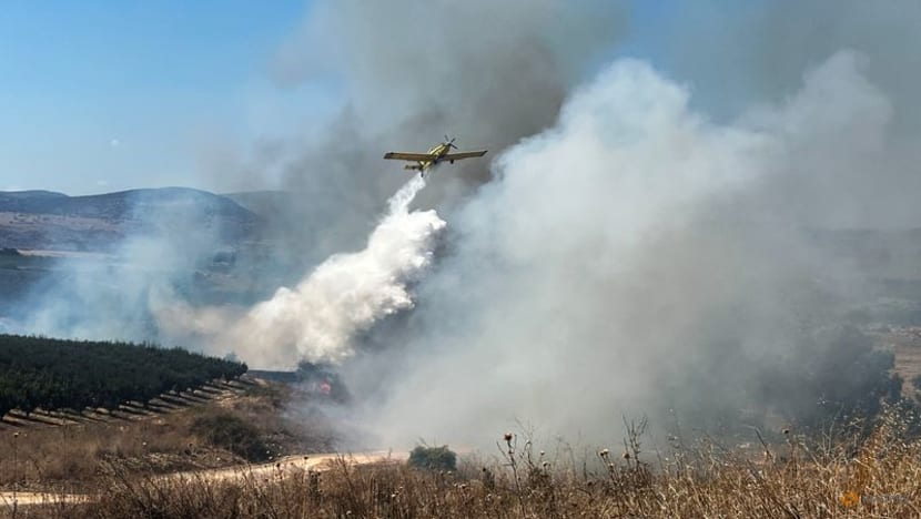 Three UN peacekeepers lightly injured in south Lebanon 'explosion' Three UN peacekeepers lightly injured in south Lebanon 'explosion'