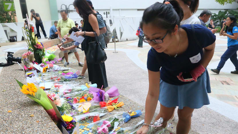 Singaporeans offer their well-wishes to former MM Lee Kuan Yew