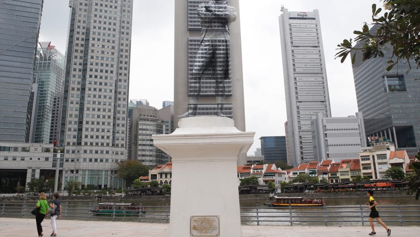 Sir Stamford Raffles statue near Boat Quay 'disappears'