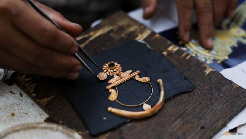 Gold shatters $4,000 milestone as investors rush to safety