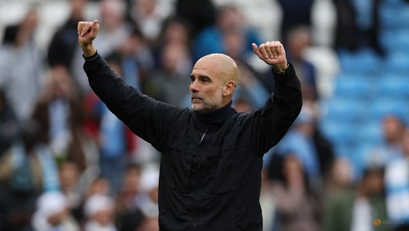 Man City cut Arsenal's lead to two points with win over Brentford