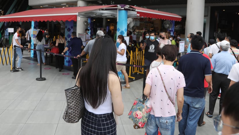 Covid-19: Confusion, frayed tempers at coffee shops, hawker centres, malls on 1st day of entry curbs for unvaccinated patrons