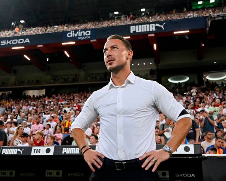 Jaissle begins Newcastle rebuild with Valencia win, Elanga scare not serious