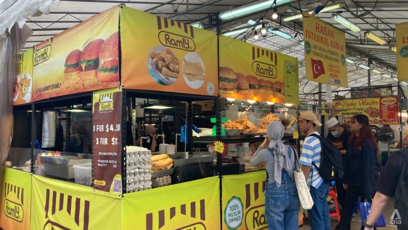 High rent, stiff competition: Geylang Serai Ramadan bazaar stallholders struggling to turn a profit