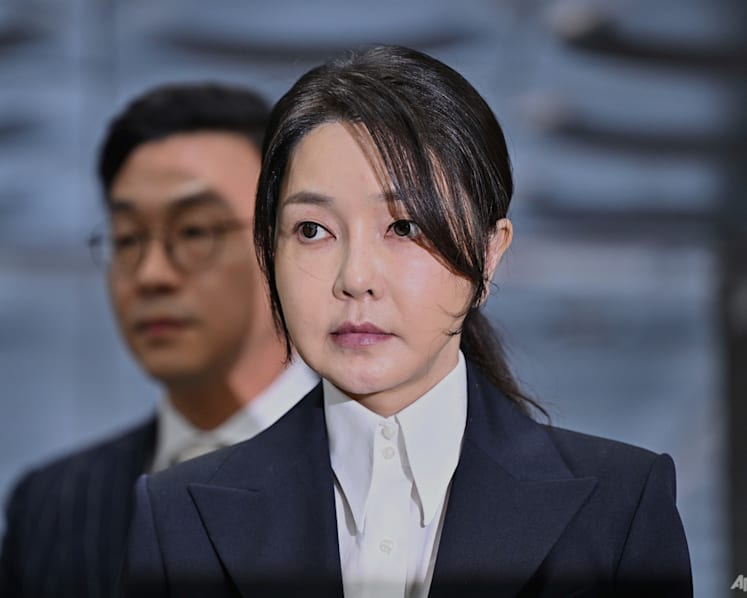 South Korea's former first lady imprisoned after court issues warrant