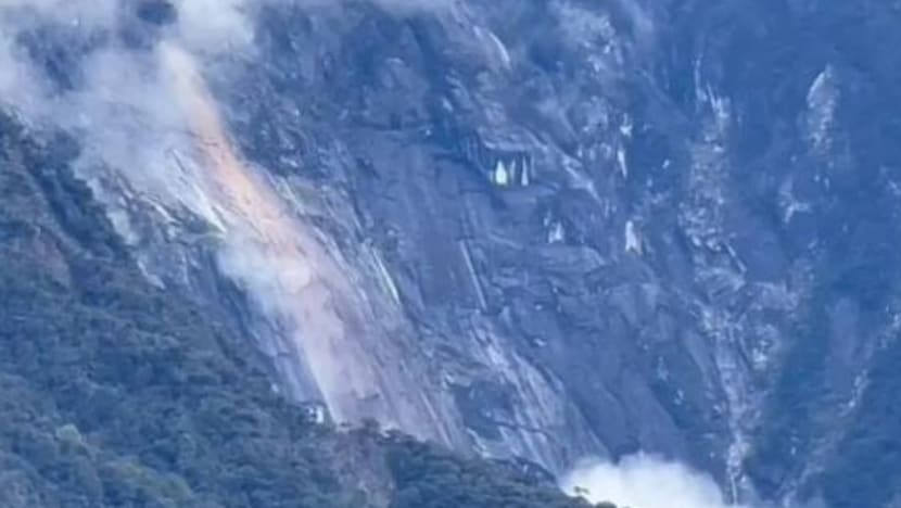 Tanah runtuh di Gunung Kinabalu, aliran sungai berlumpur