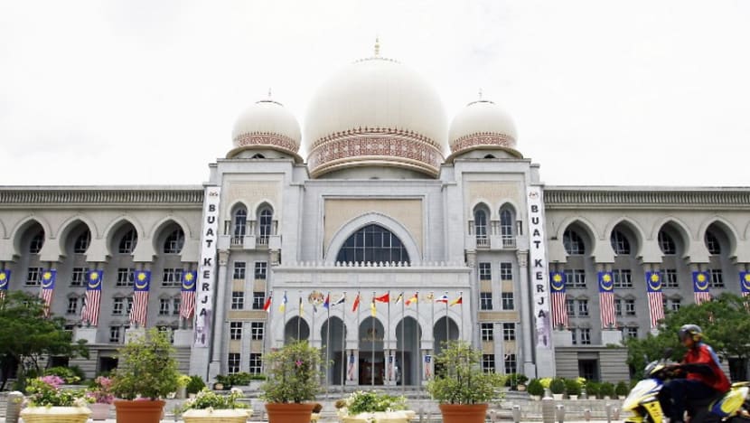 Judicial independence better protected under previous 3 governments, say 9 ex-Malaysian Bar presidents Judicial independence better protected under previous 3 governments, say 9 ex-Malaysian Bar presidents