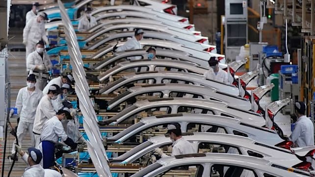 Commentary: Japanese investment in China keeps rising despite political tensions