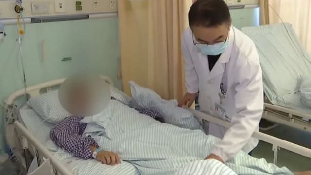 疑用筋膜枪按摩颈部用力过猛 中国男出现脑梗死症状