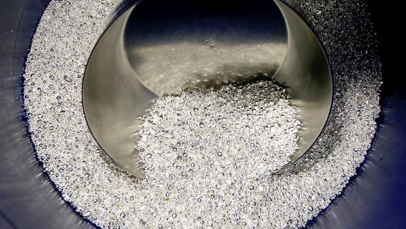 HSBC raises 2025 average silver price forecast to $38.56 per ounce