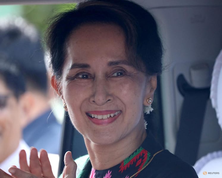 Detained Myanmar ex-leader Aung San Suu Kyi to be moved to house arrest