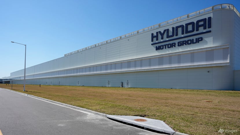 US immigration officers detain 475 people at a Hyundai site in Georgia